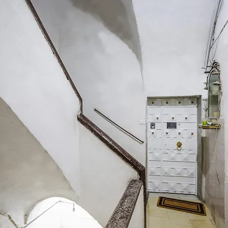 Napolidays Rua Catalana Apartamento *