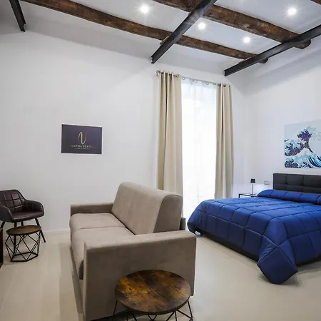 Napolidays Rua Catalana *